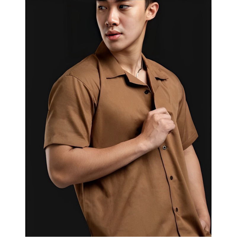 Kemeja Pria Polos Lengan Pendek Hawaian Classic Shirt Kemeja Pantai