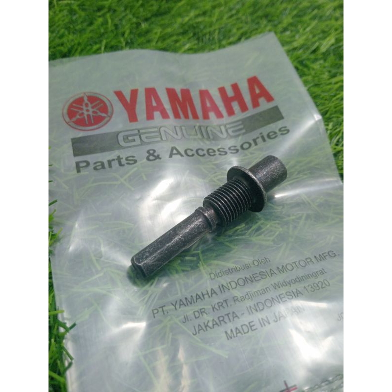 BAUT KALIPER CAKRAM BELAKANG YAMAHA XMAX R25 MT25 ORIGINAL