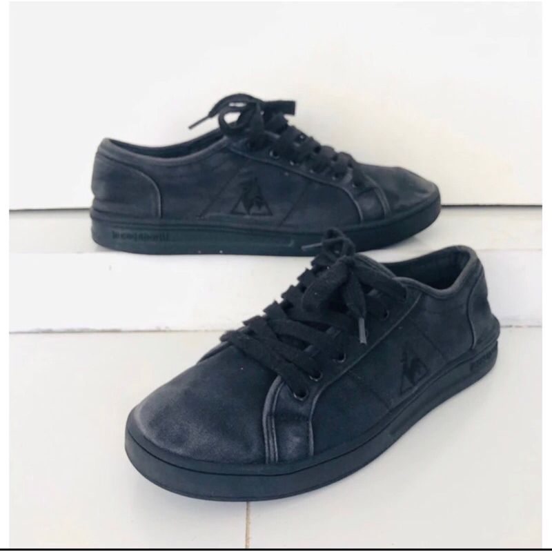 Sepatu Le Coq Sportif size 43