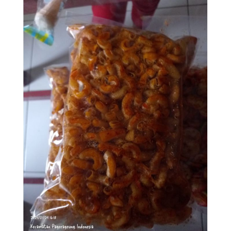 

makroni bantat,seblak kering original dan pedas
