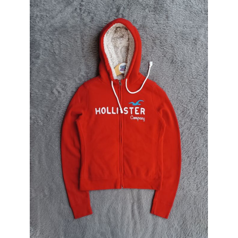 Hollister red sherpa