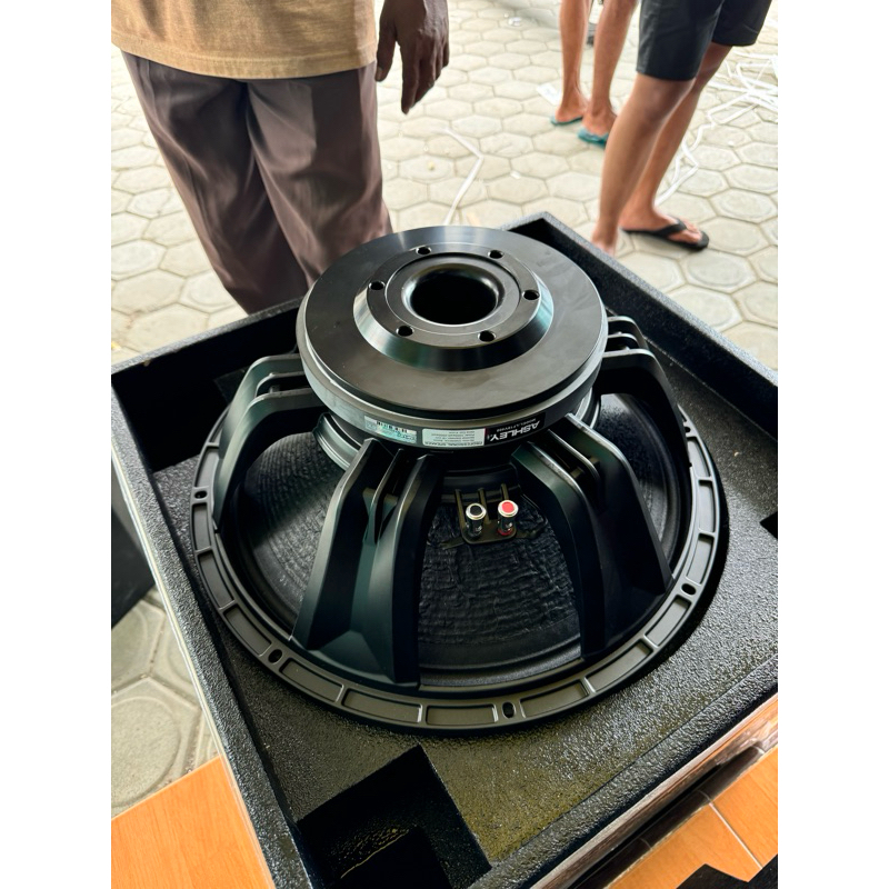 SPEAKER ASHLEY 18V400 / Speaker Ashley 18V 400 / speaker ashley 18v400 / speaker ashley 18v 400