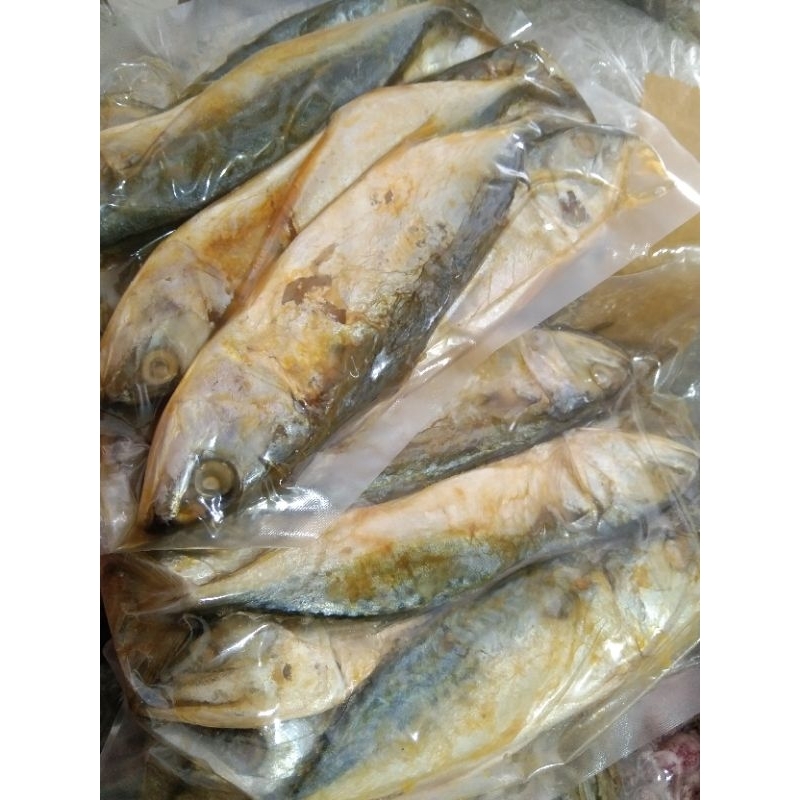 

lkan Asin Pedak gembung banjar/belah 250gram