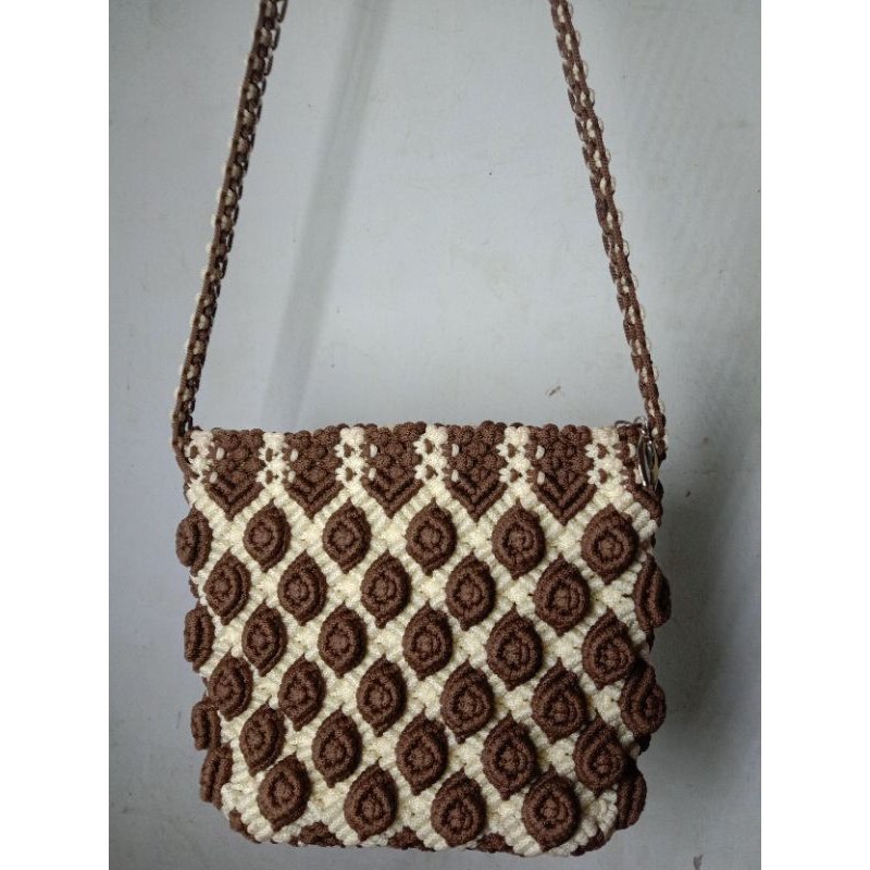 Tas Rajut Wanita Tali Kur Mewah Model Keong