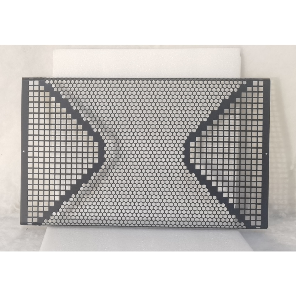 STX - GRILLE : GRILLE / RAM SPEAKER ARRAY 1x12IN MERK STX A3558