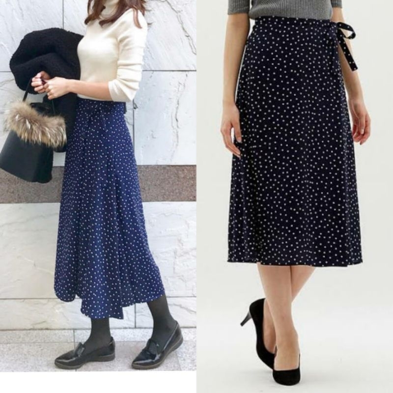 Uniqlo polkadot maxi skirt