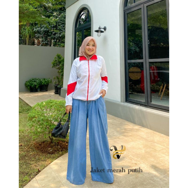 jaket merah putih