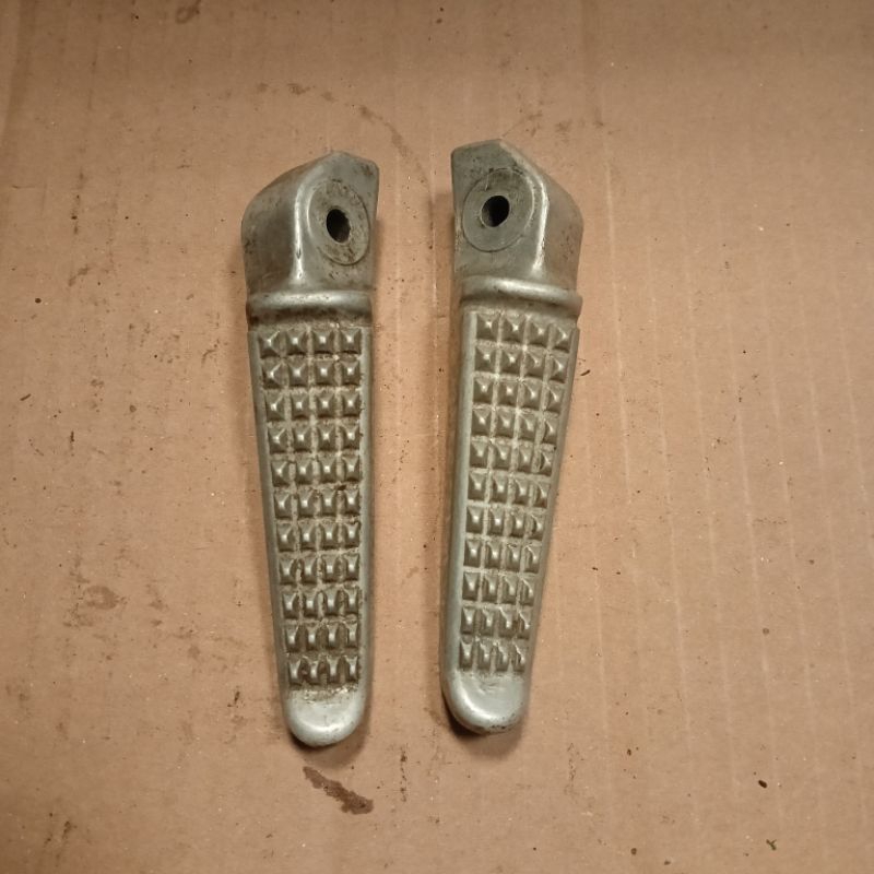 Jalu step belakang CB150R old cb 150 r led footstep postep pijakan kaki