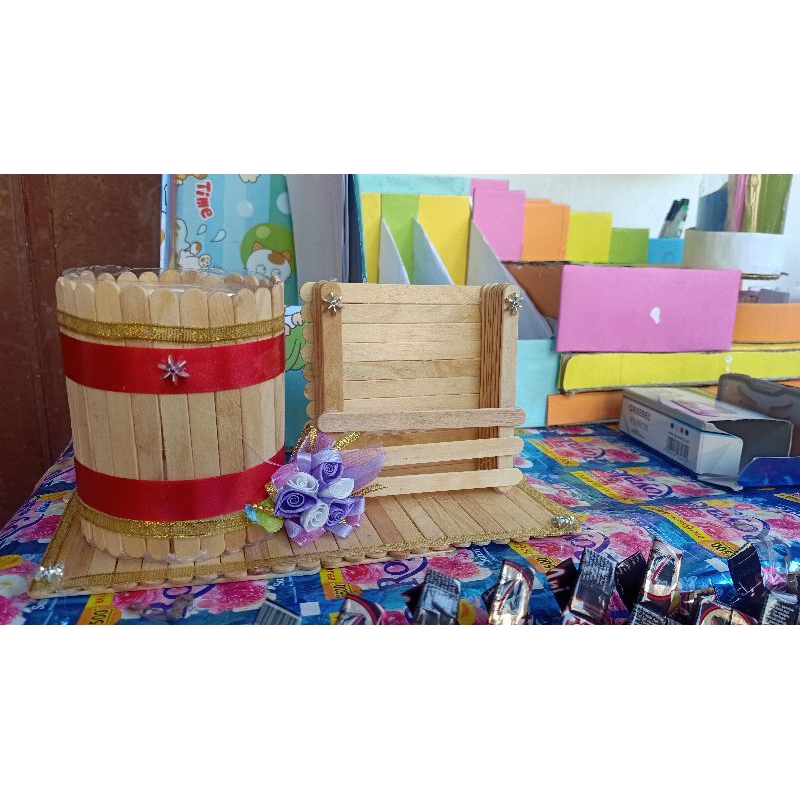 

Tempat Pensil dan Hp