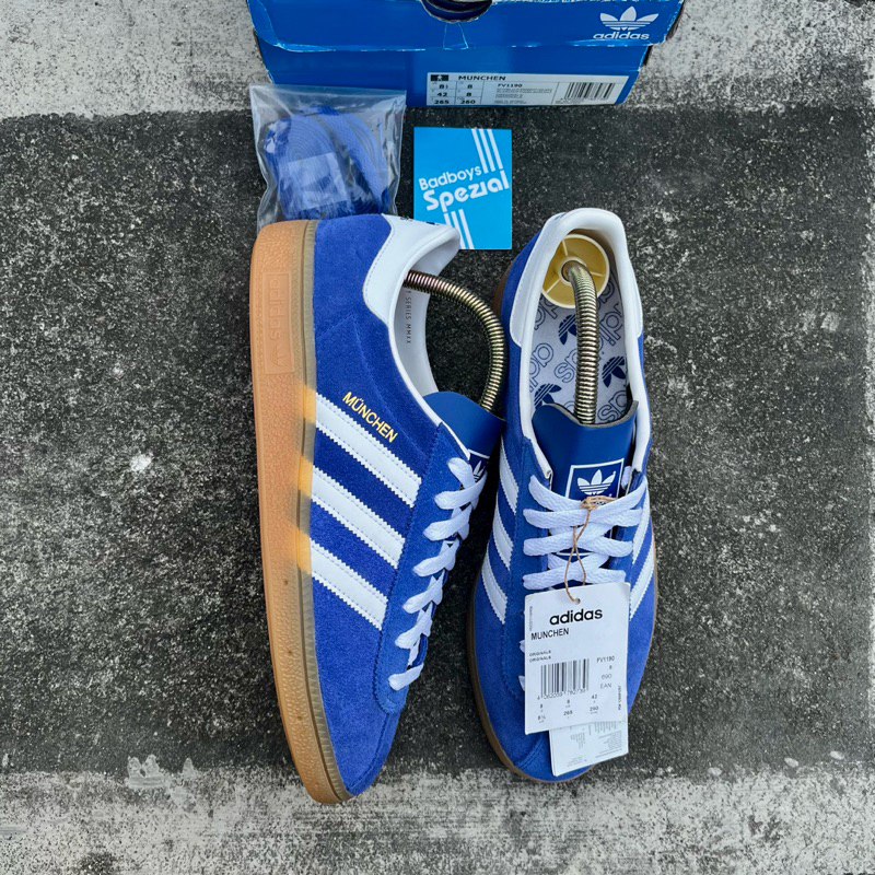 Adidas Munchen Royal Blue City Series MMXX BNIBWT size 42 Original 100%