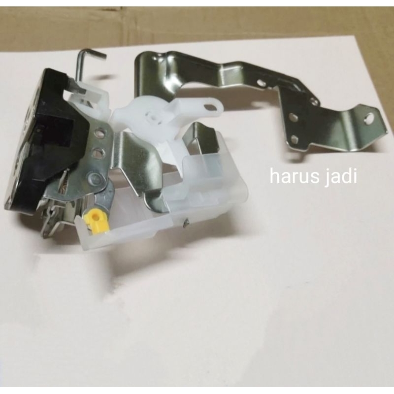 door lock pintu Mitsubishi canter