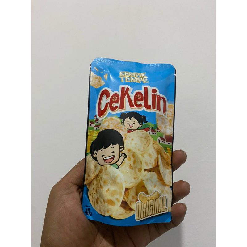 

Keripik tempe cemilan cantika