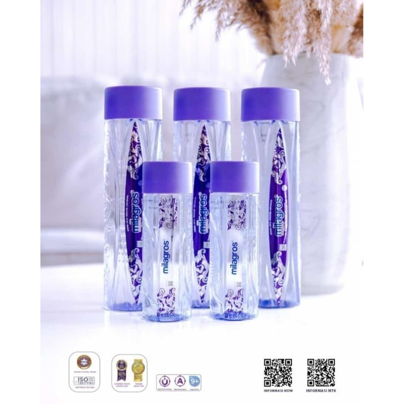 

Air kesehatan untuk Segala penyakit dan praktis untuk kemana saja Ukuran 612 ML 1 Botol