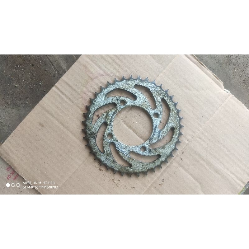 gear belakang Yamaha Alfa