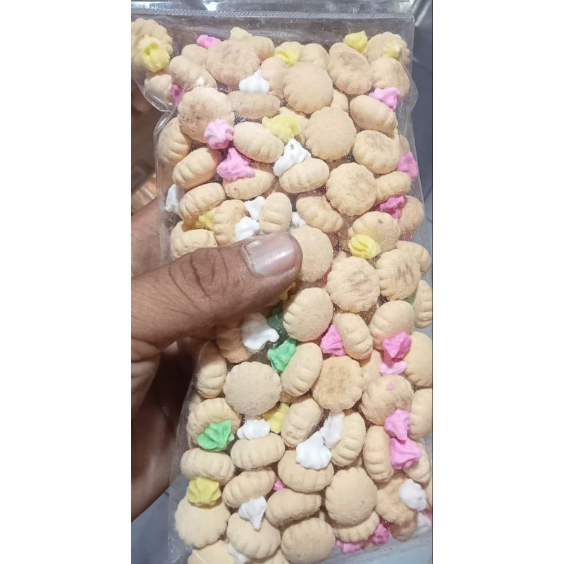 

Cemilan renyah Cemilan terbaru Macam-macam cemilan