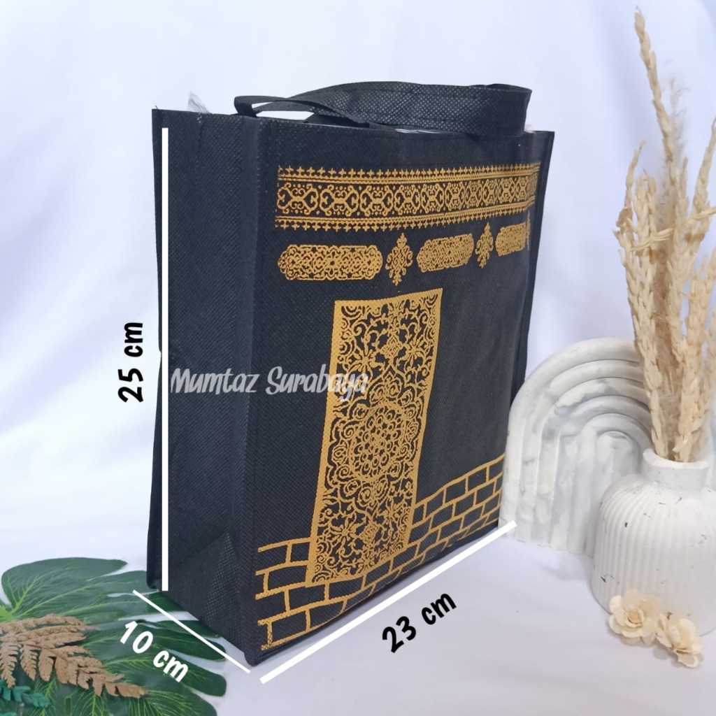 

(1 KODI) Tas Motif Kabah Tas Oleh-Oleh Haji Tas Oleh-Oleh Umroh Tas Spunbond Tas Plong Tas Haji Tas Souvenir Umroh