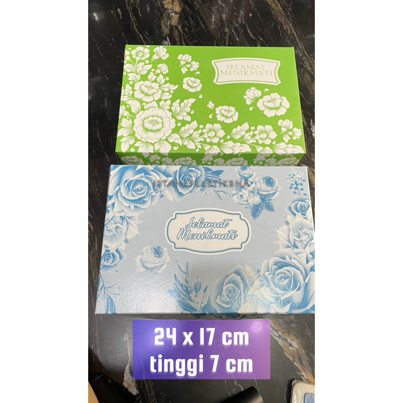 

Kotak Kue 24x17 Motif (10pcs)