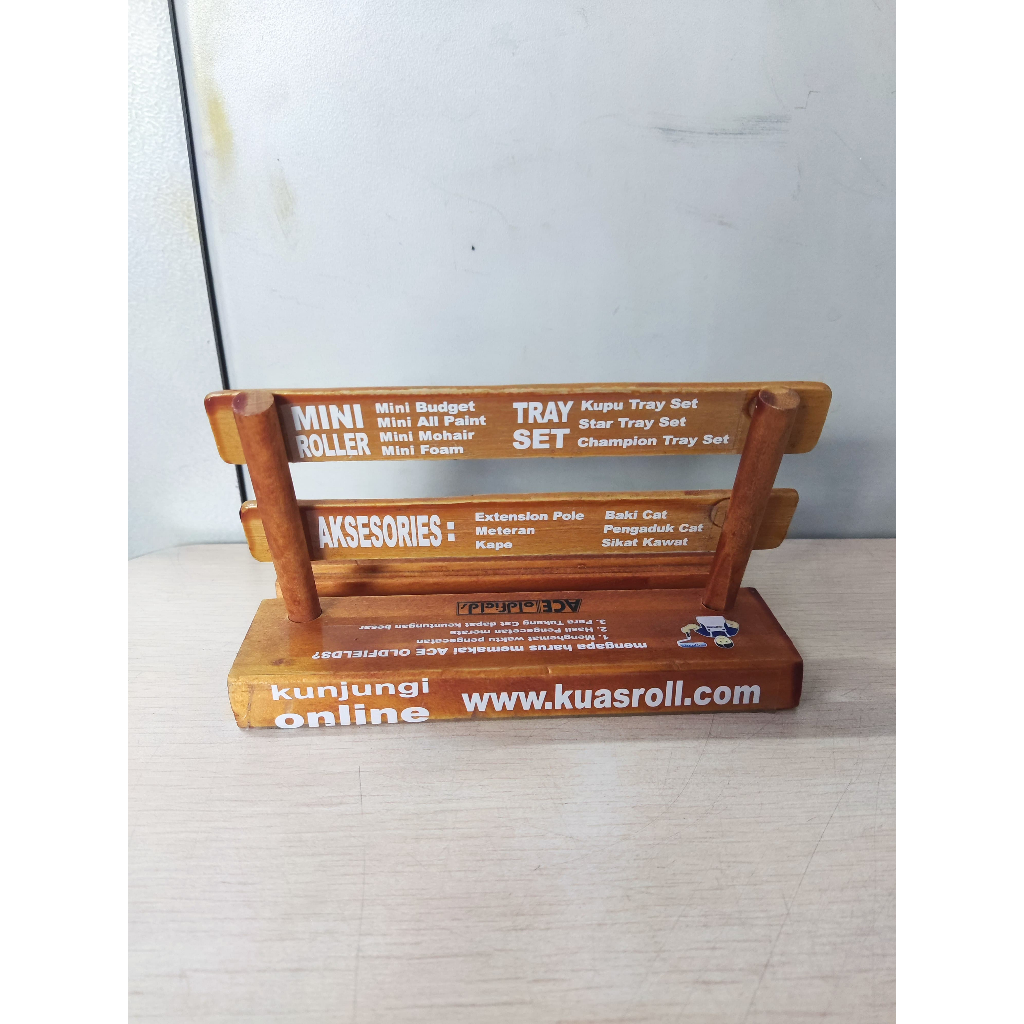 Tatakan Dudukan Stand Holder HP Kayu