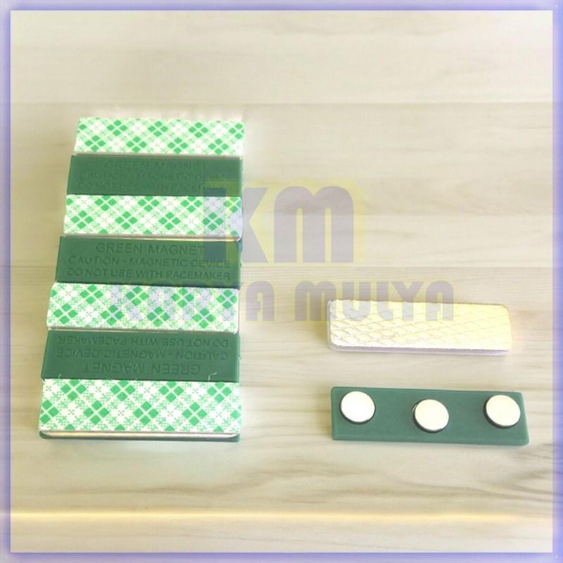 

Magnet Name Tag - Magnet Hijau Papan Nama Dada - Green Magnetic Nametag Mata 3 - Karya Mulya