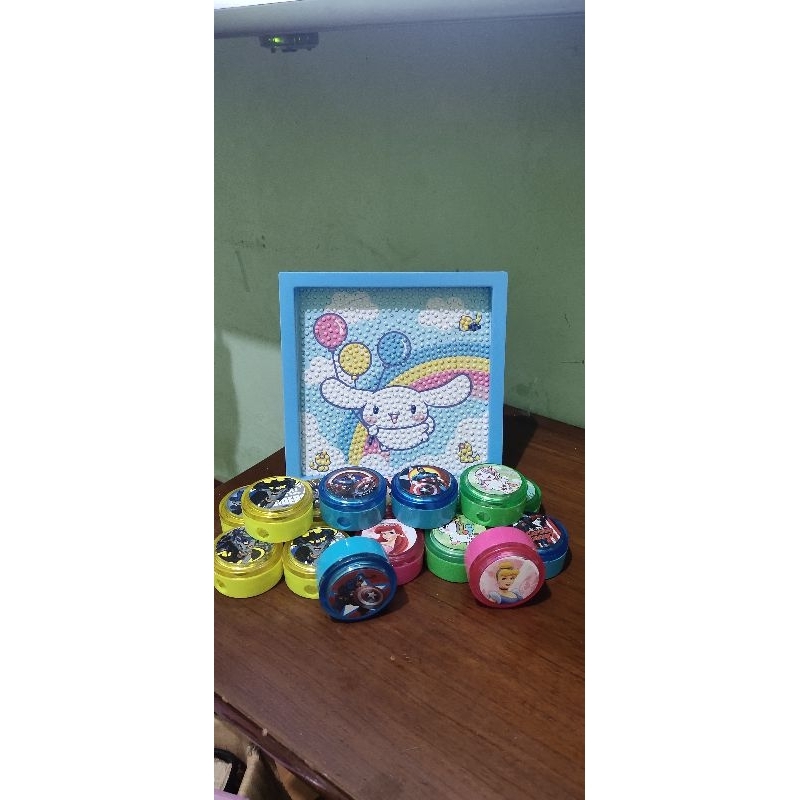 

Rautan Karakter Lucu