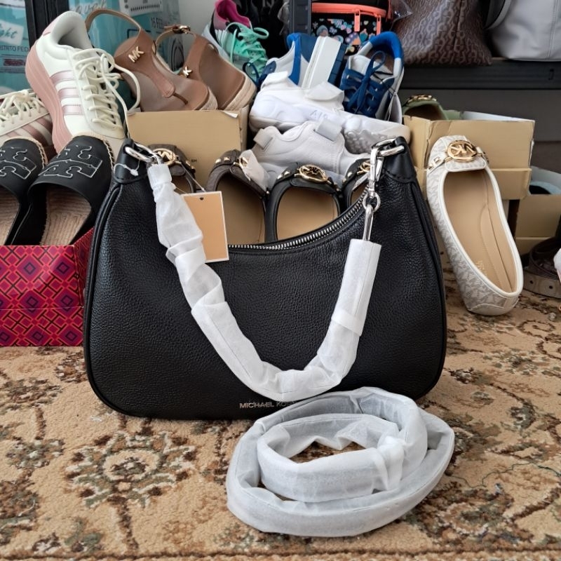 Tas Wanita MK cora Large Black shw