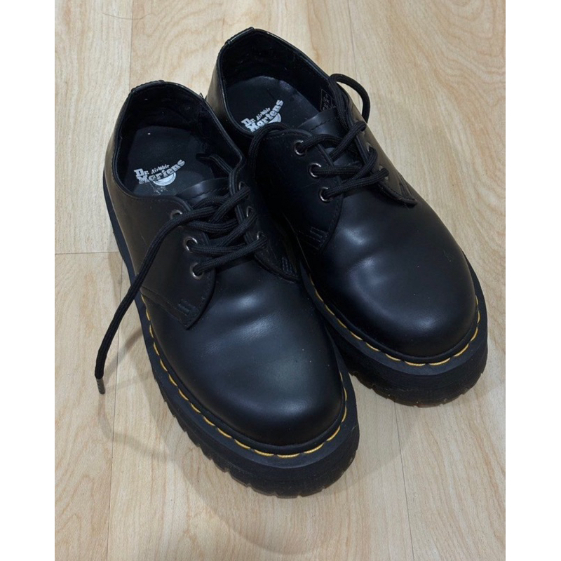 preloved authentic dr martens 3 eye 1461 quad