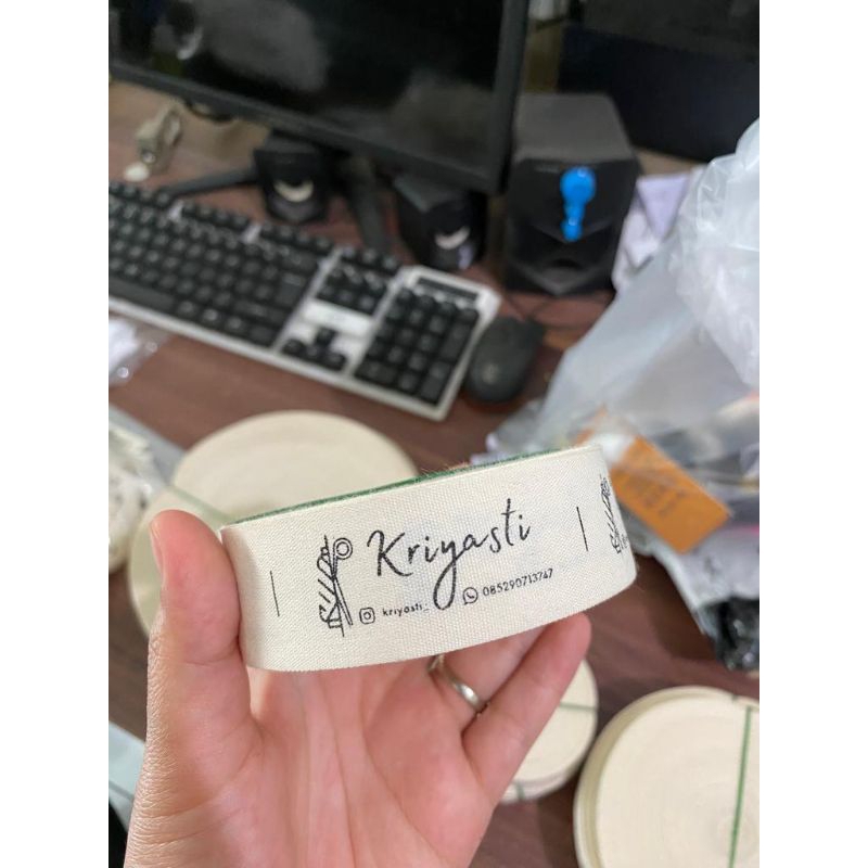 

Free design...!! label piterban lembut label hijab label baju label pakaian