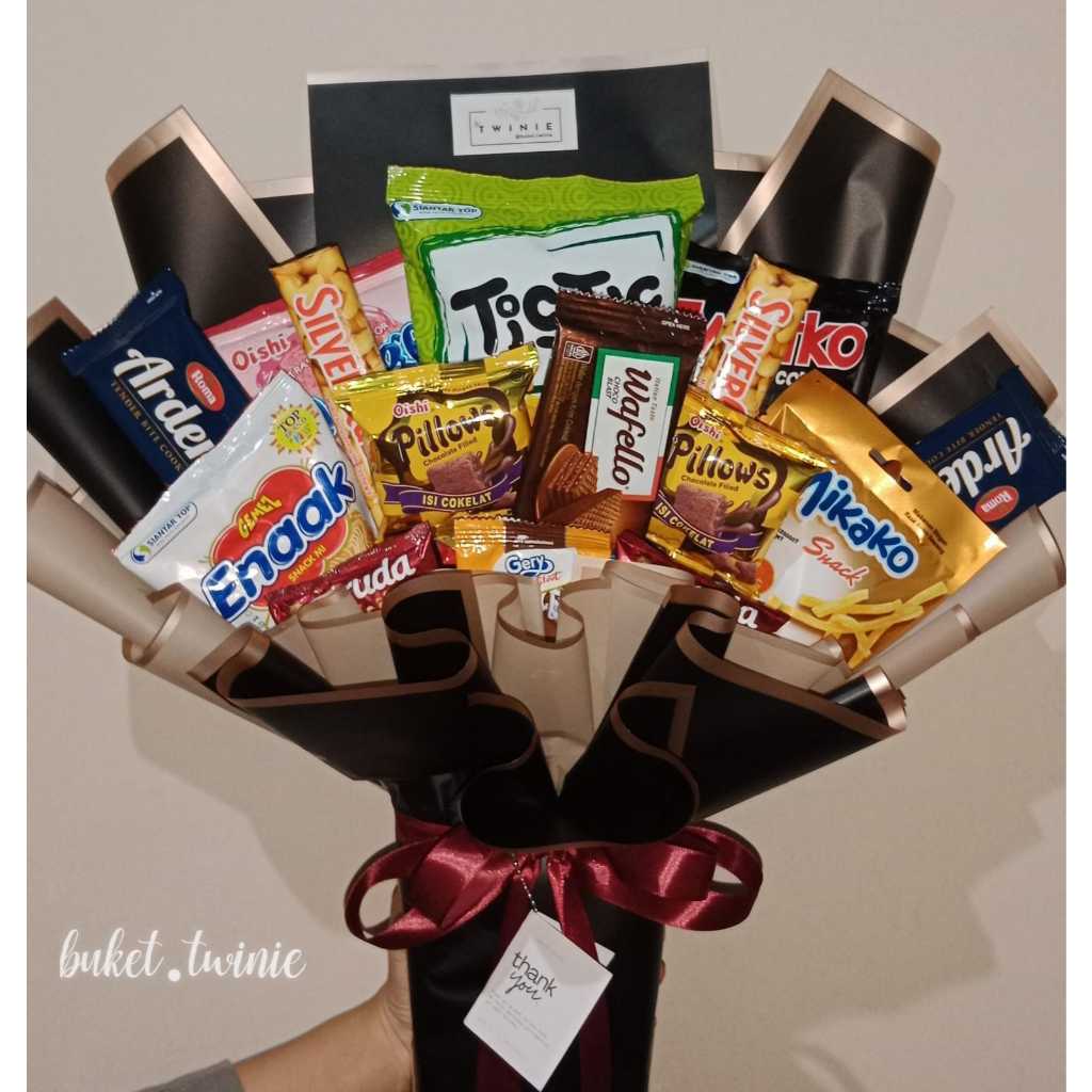

BUKET SNACK 75 TERMURAH JOGJA AREA BANTUL SLEMAN BUKET WISUDA SEMPRO ULTAH