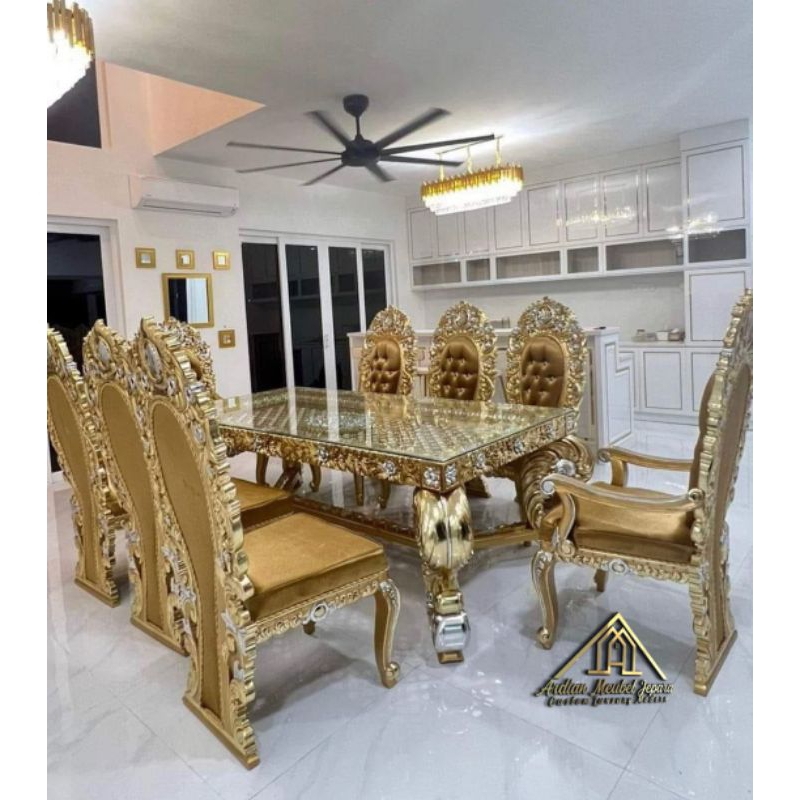 Meja makan ukir mewah kayu jati