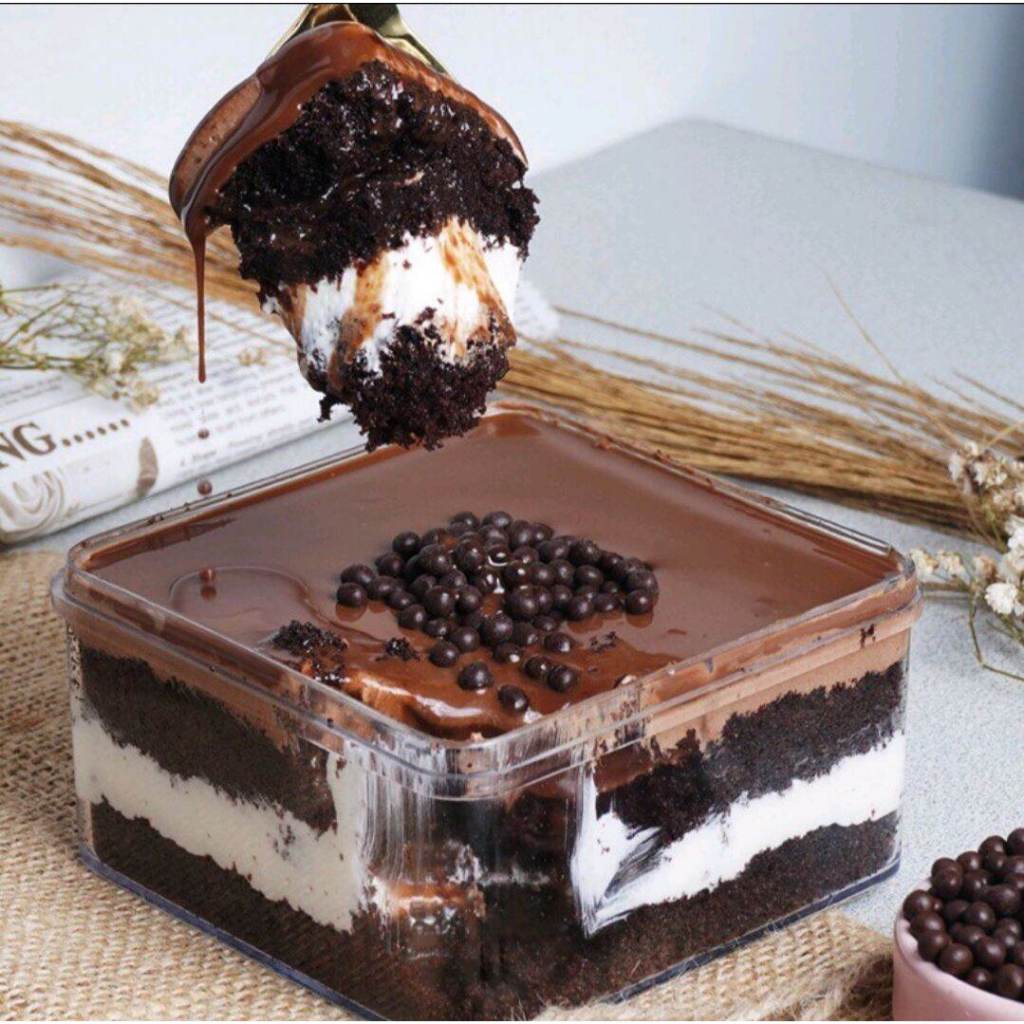 

dessertboxcoklatbyombrepatisserie