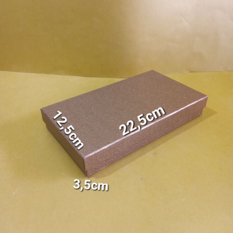 

kotakkado untuk dasi/softbox/hardbox ukuran(12,5×22,5×3,5)cm/1pcs