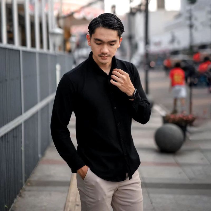 Kemeja Cowok polos lengan panjang slimfit hem pria kantor hitam navy putih maron army coklat
