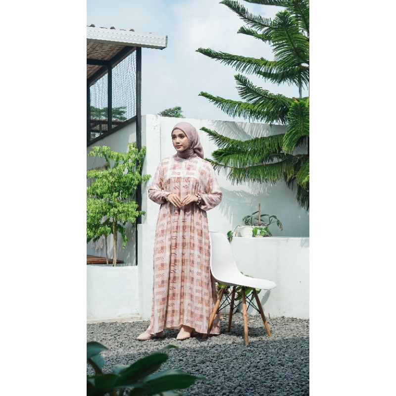 gamis rayon motif kotak kotak Amira dress