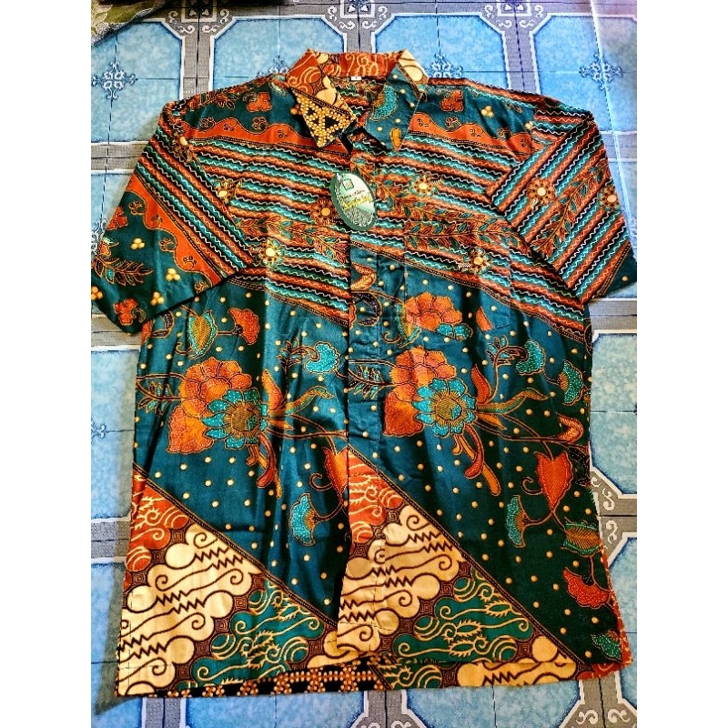 Kemeja Batik Pria Dewasa Lengan Pendek Elegant Warna Hijau Tosca Kantong Depan Murah