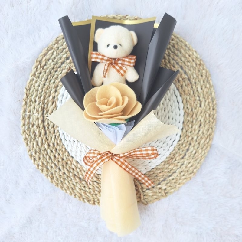 Buket boneka mini | buket boneka dan bunga | buket bunga flanel dan boneka