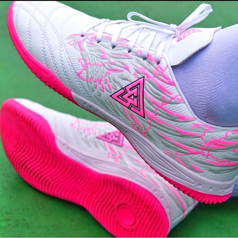 Sepatu Futsal Apha Icarus pink