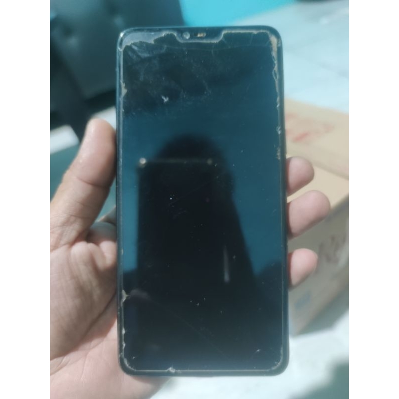 Oppo F7 minus lcd dan pola