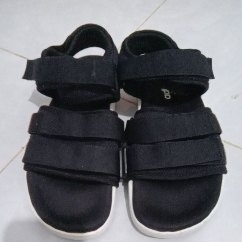 sandal adidas adilette