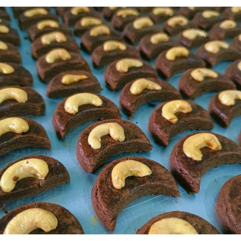 

kue kering coklat kacang nisa kue