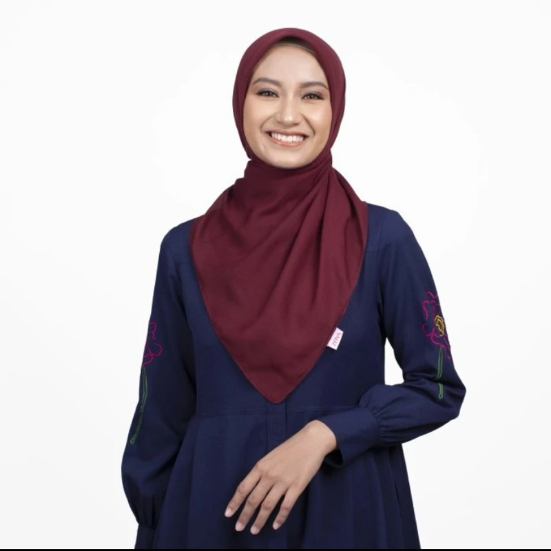 ZOYA KERUDUNG SEGI EMPAT POLOS ALARA PLAIN SCARF
