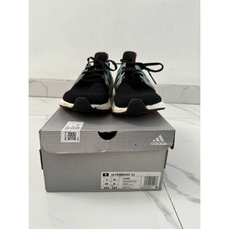 Preloved Adidas Ultraboost 2022