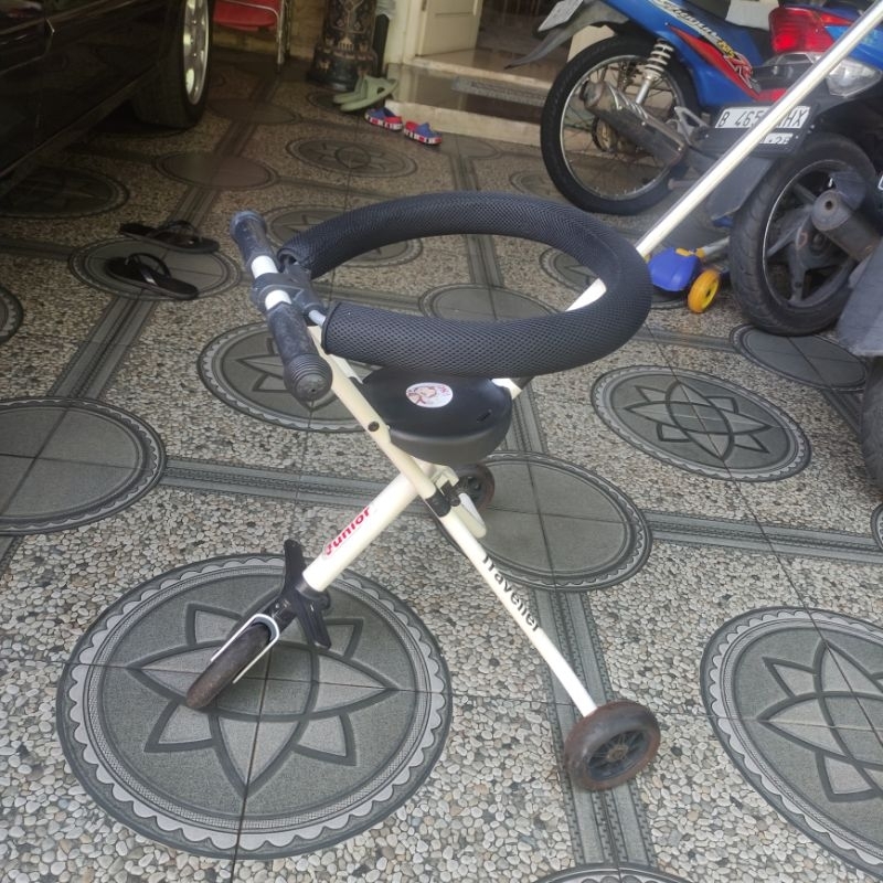 Tricycle Merk Junior Traveller - Preloved