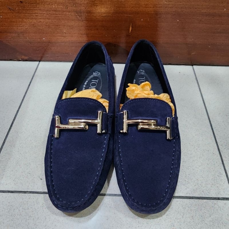Preloved Tods Women Gommini Navy Suede Shoes