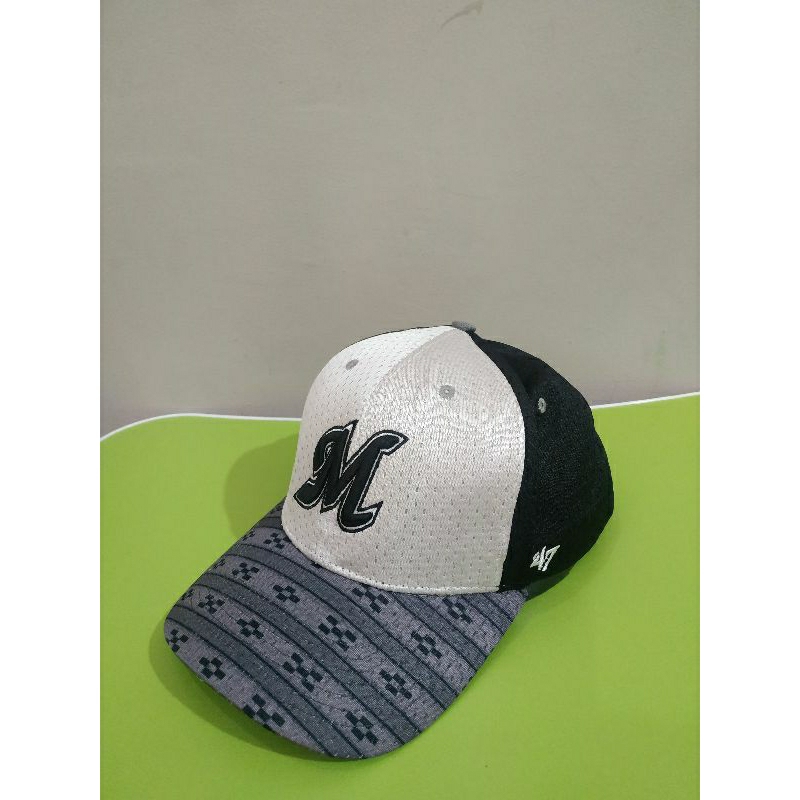 topi 47