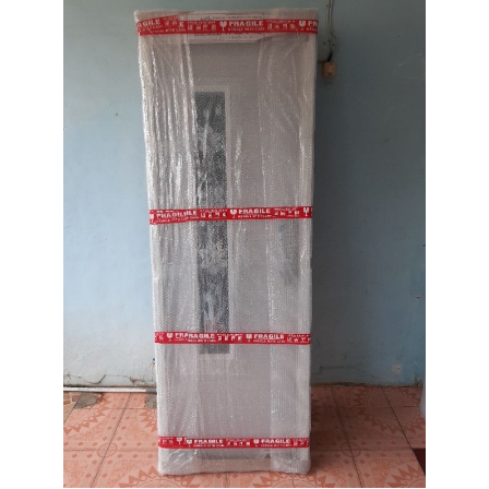 

PACKING PINTU PVC PREMIUM (KARDUS & BUBLE WRAP di LAKBAN FRAGILE)