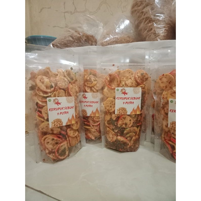 

Krupuk Seblak Pedas Gurih 4 Putra
