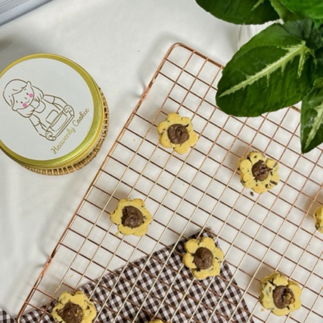 

Heavenly Cookie Thumbprint Nuttela Cookies