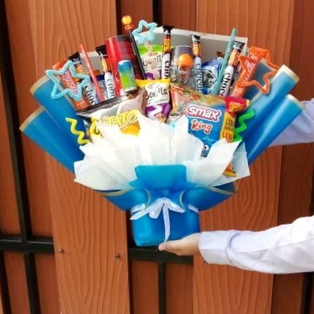 

READY SIAP KIRIM buket Snack dan alat tulis