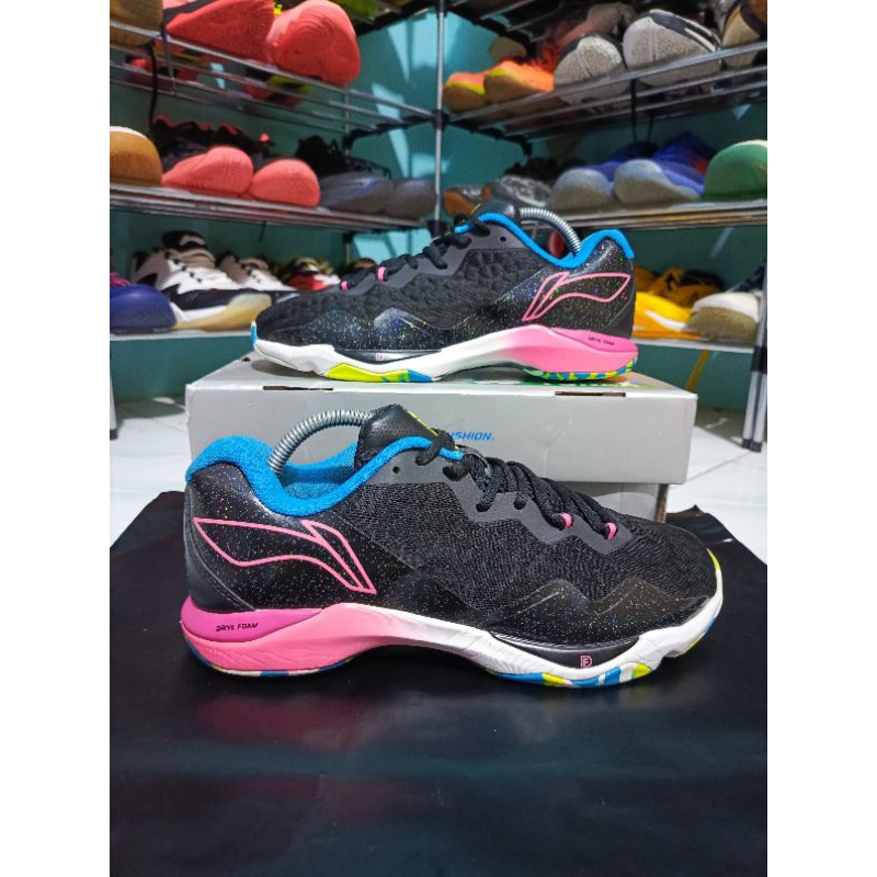 Sepatu Badminton Lining Dagger II SE Original