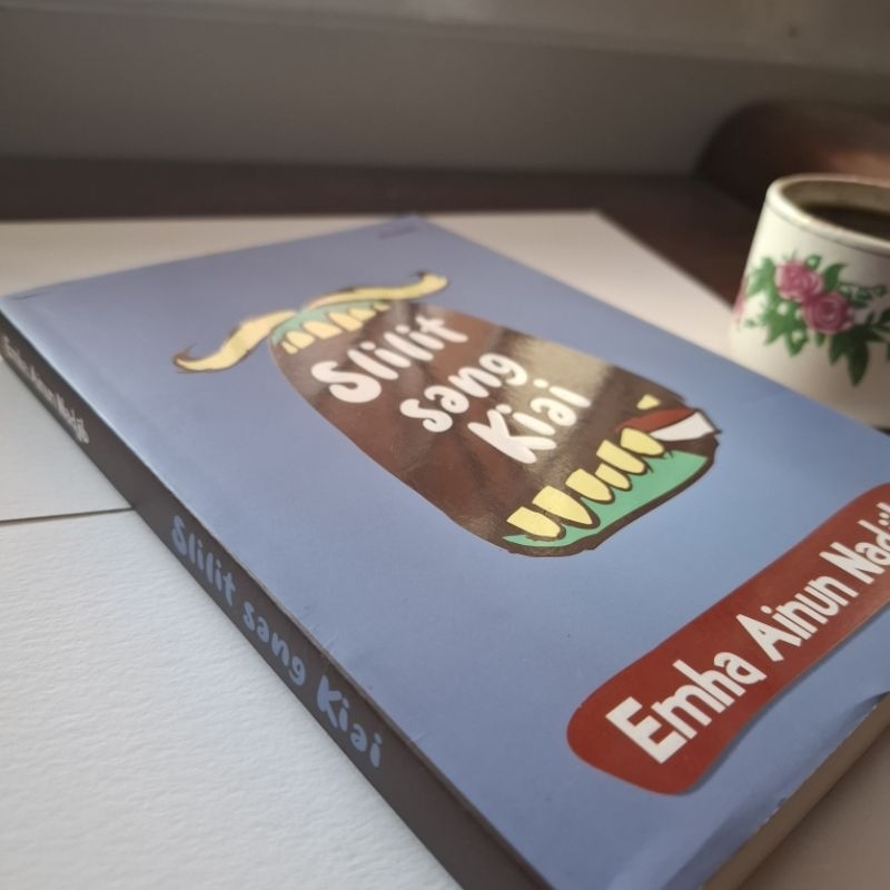 Slilit Sang Kiai - EMHA AINUN NAJDIB